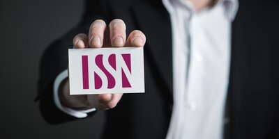 عنوان ISSN چیست؟