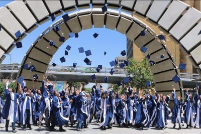 برنامه دانشگاه صنعتی امیرکبیر برای تسهیل در فارغ‌التحصیلی ۱۱۰۰ دانشجو