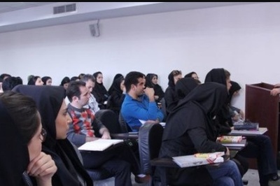 رئیس کمیسیون آموزش مجلس از تفاوت حقوق اعضای هیأت علمی انتقاد کرد