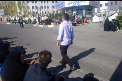 بلاتکلیفی فارغ التحصیلان در سامانه دانشگاه آزاد همچنان ادامه دارد